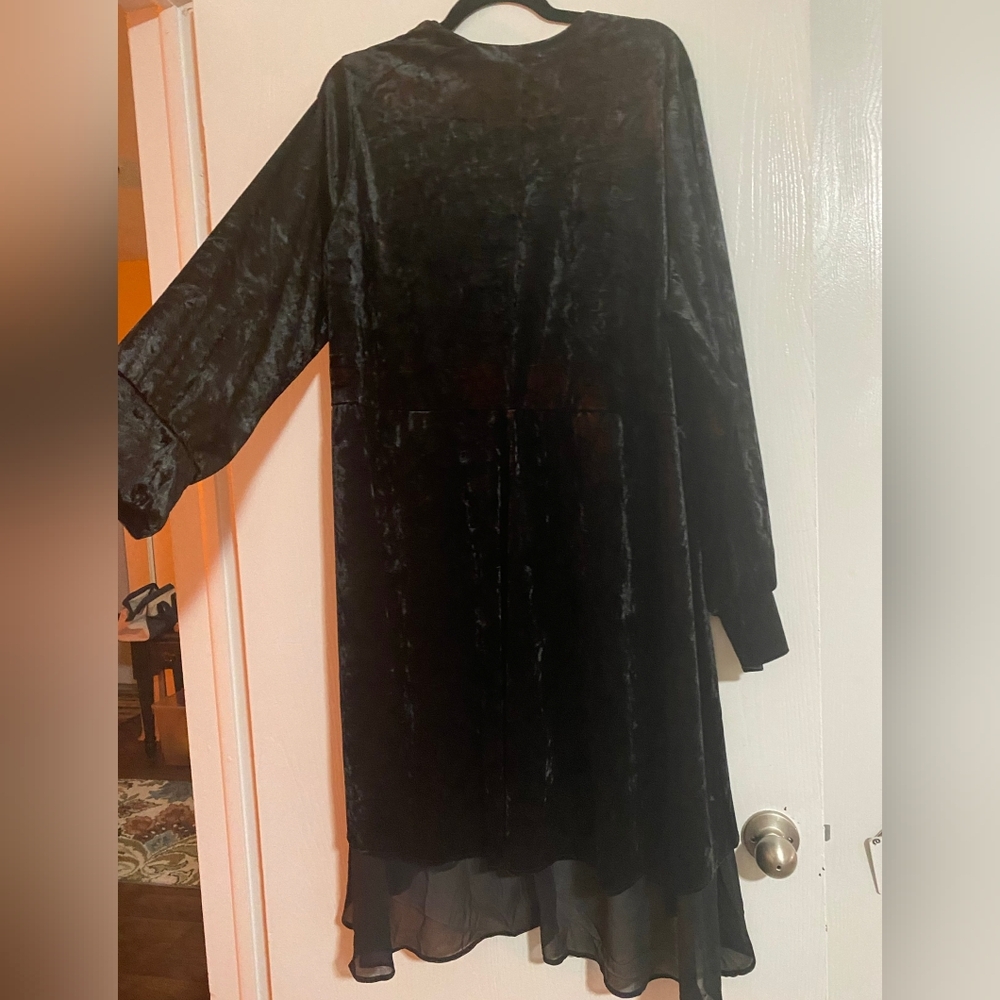 Elegant Black Velvet Dress
